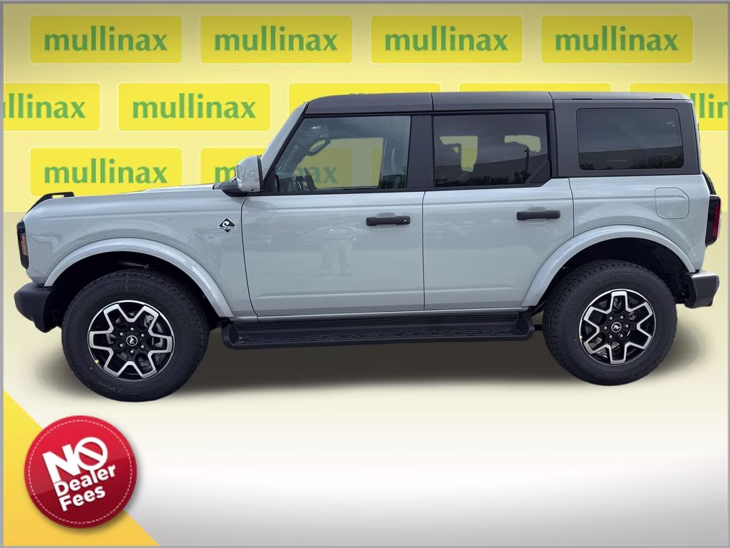 2026 Avalanche Gray Ford Bronco Outer Banks 4X4 SUV