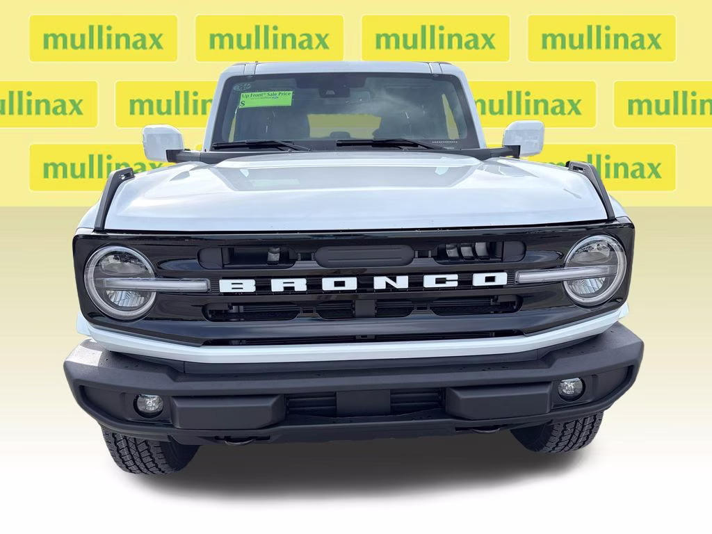2026 Oxford White Ford Bronco Outer Banks 4X4 SUV