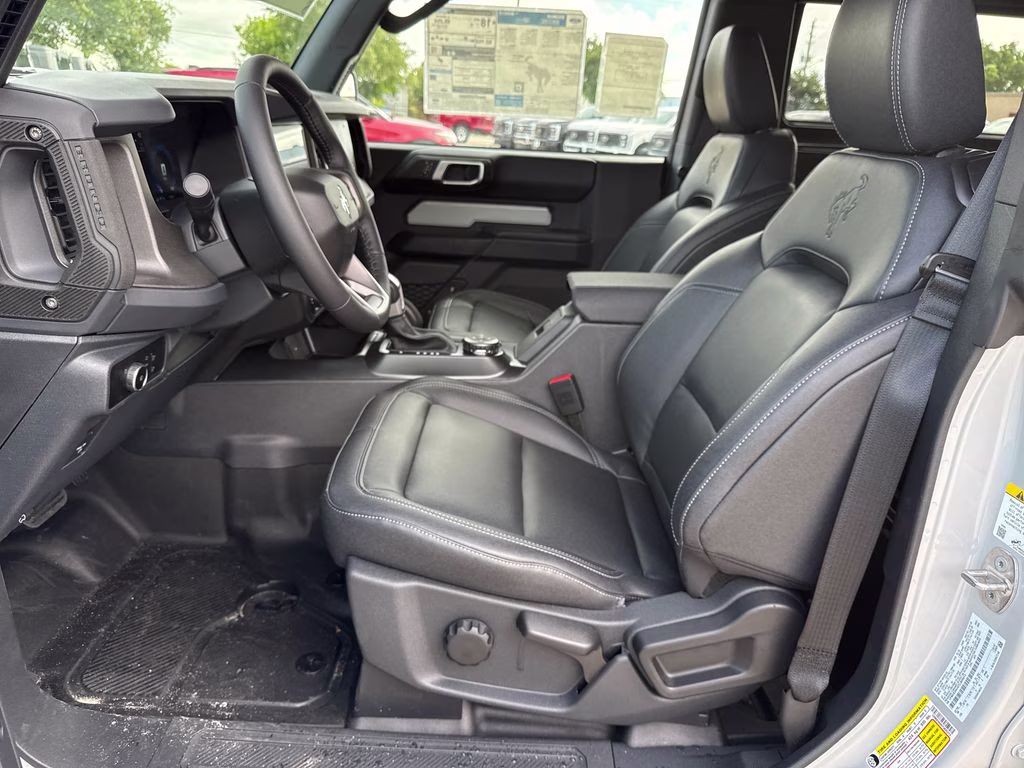 2026 Avalanche Gray Ford Bronco Badlands 4X4 SUV