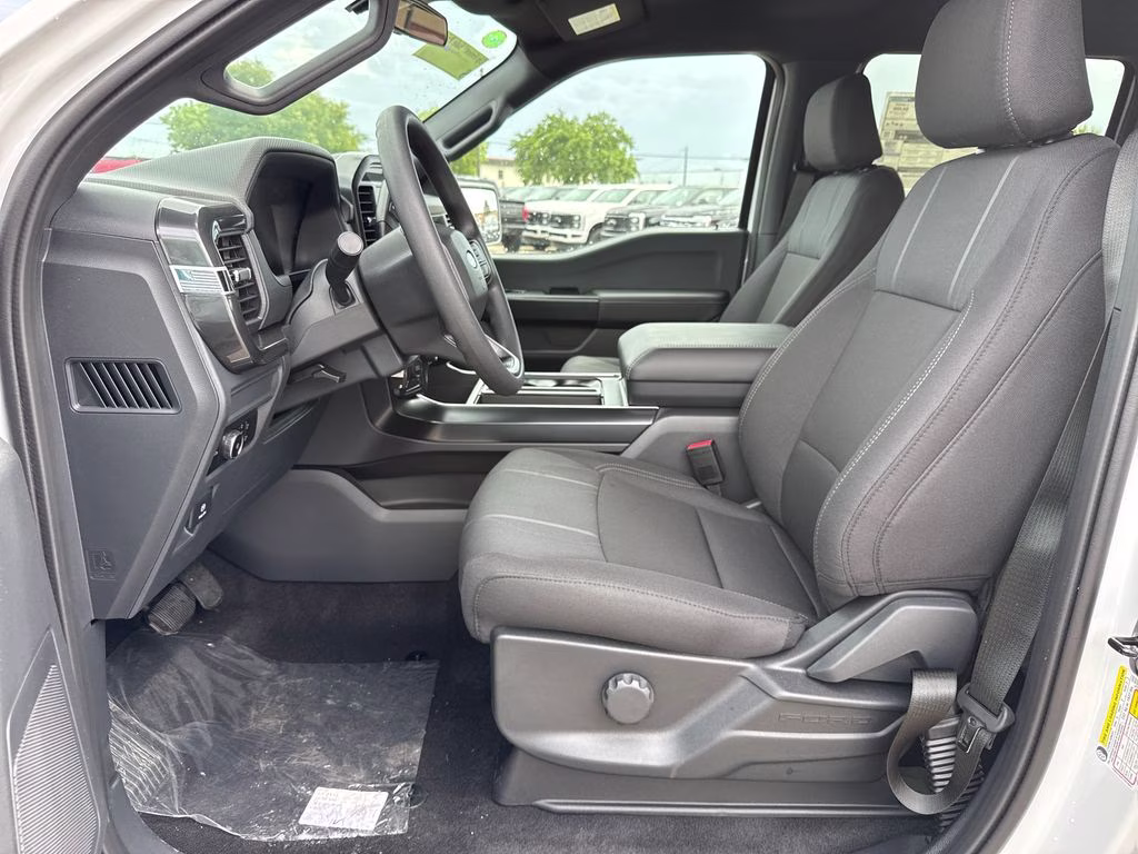 2026 Oxford White Ford F-150 STX 4X4 Truck