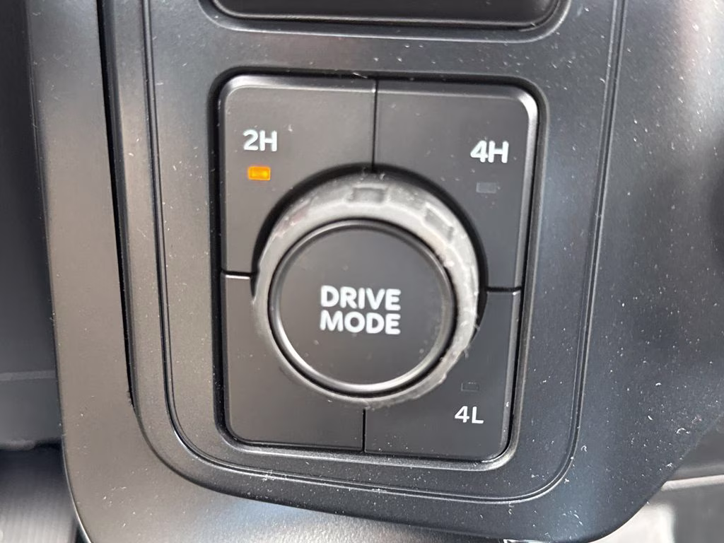 2026 Oxford White Ford F-150 STX 4X4 Truck