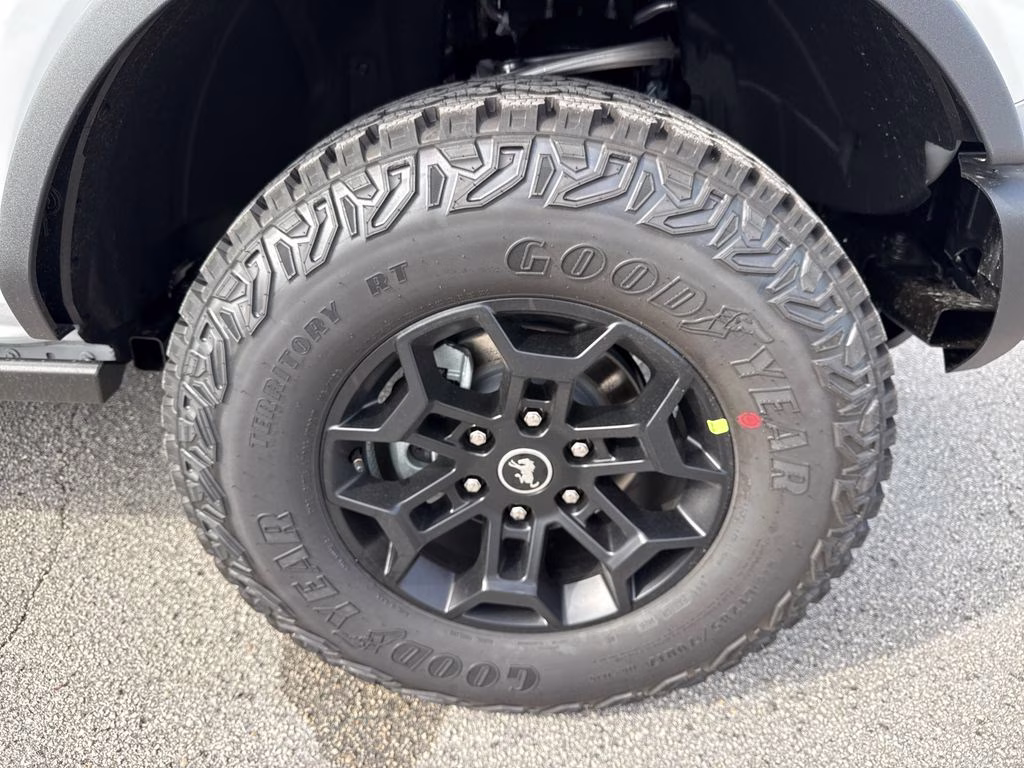 2026 Avalanche Gray Ford Bronco Badlands 4X4 SUV