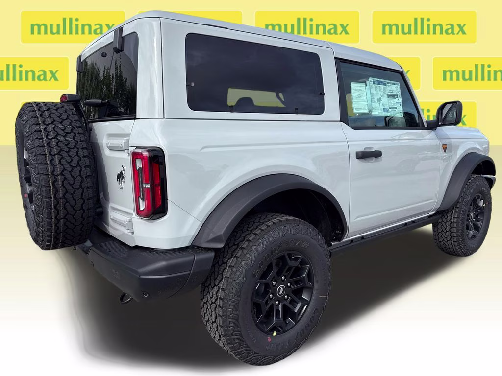2026 Avalanche Gray Ford Bronco Badlands 4X4 SUV