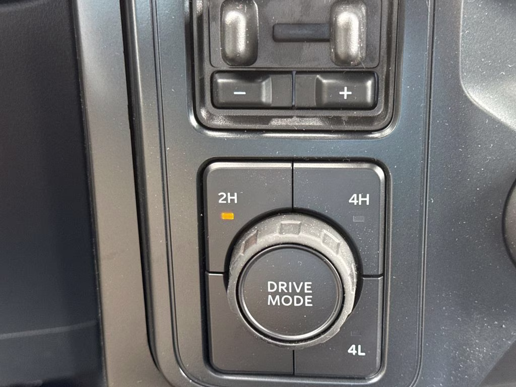 2026 Oxford White Ford F-150 STX 4X4 Truck