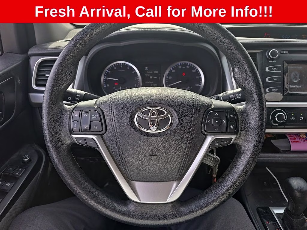 2018 Toasted Walnut Pearl Toyota Highlander LE FWD SUV