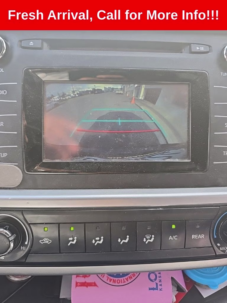 2018 Toasted Walnut Pearl Toyota Highlander LE FWD SUV