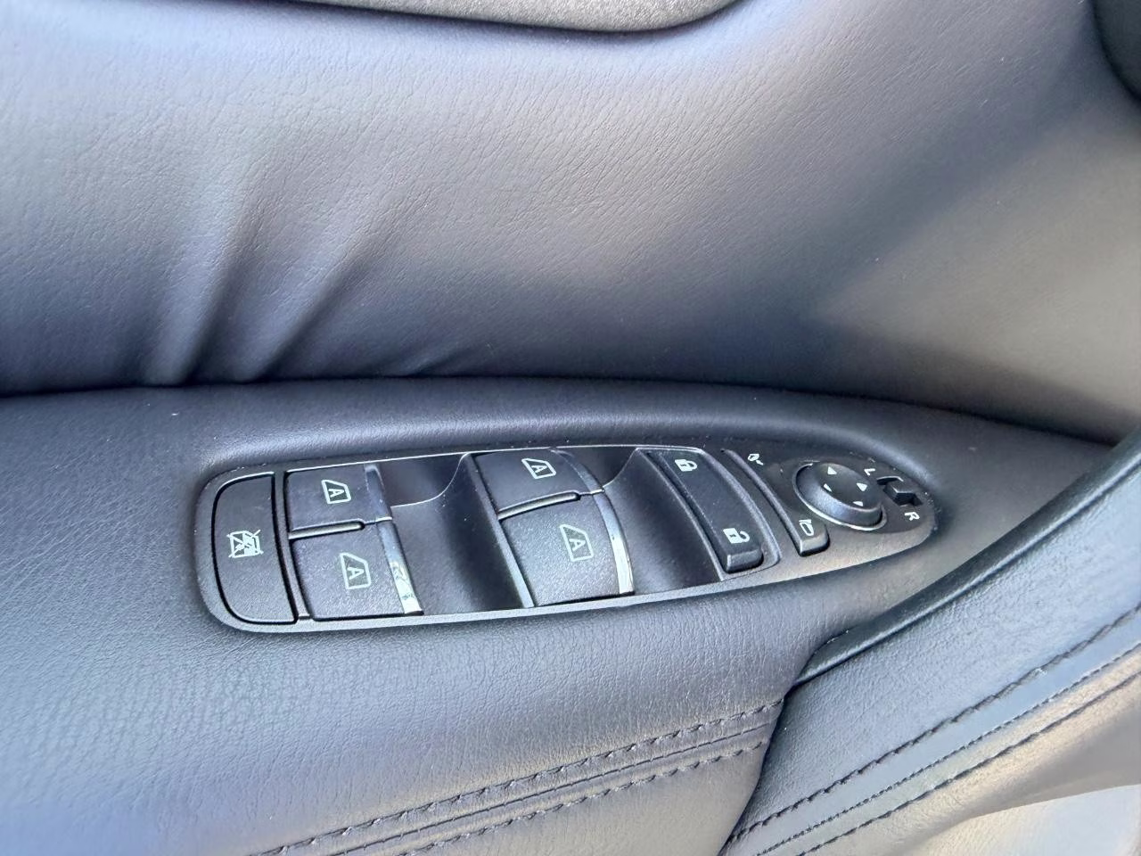 2023 Brilliant Silver Metallic Nissan Armada SV 4X4 SUV
