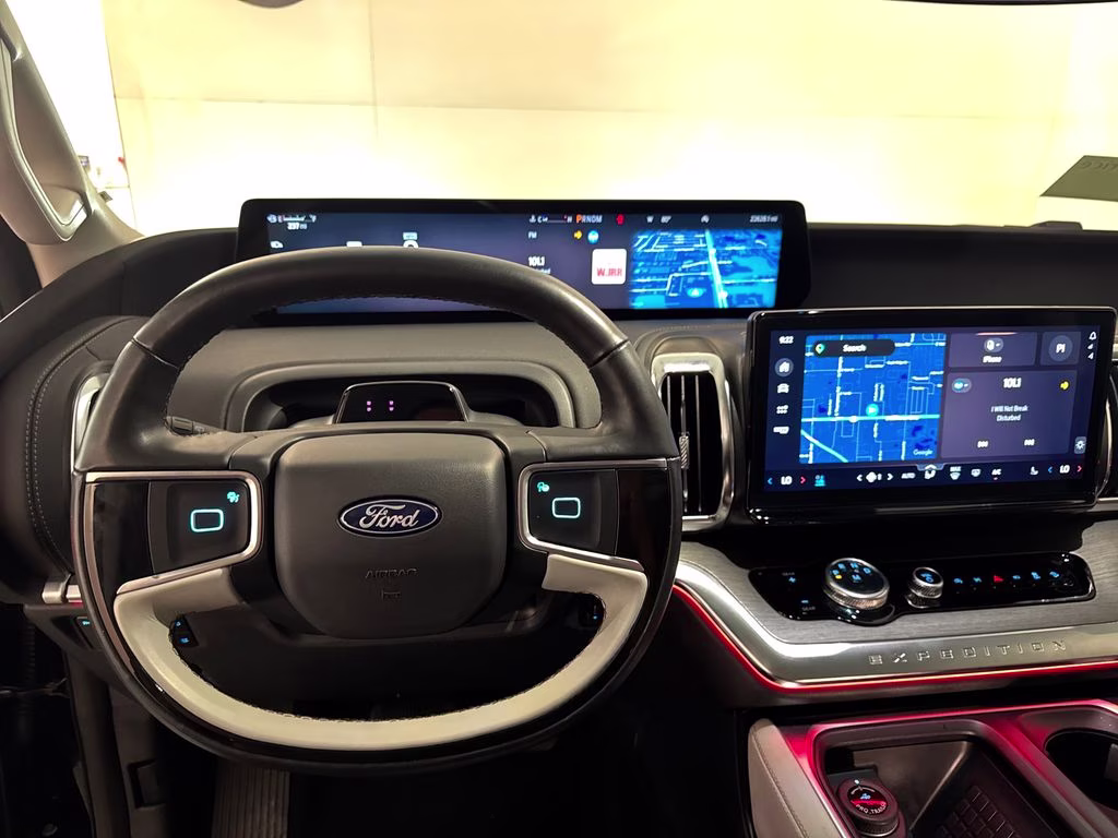 2025 Black Metallic Ford Expedition Platinum 4X4 SUV