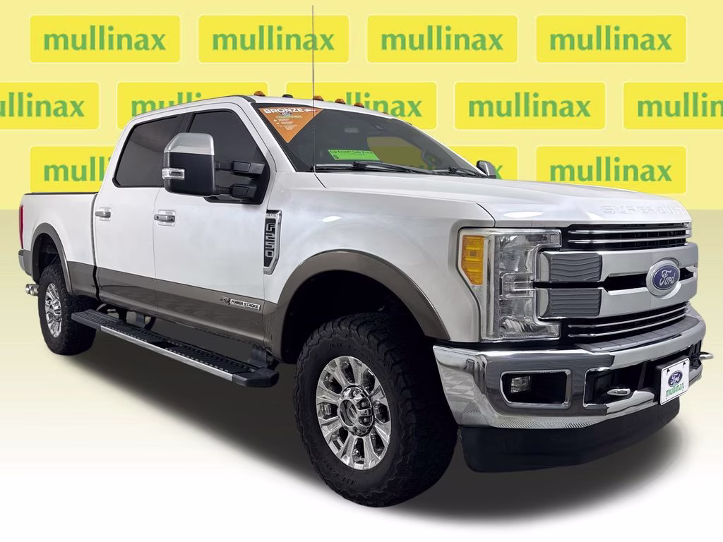 2017 Ford F-250 Lariat 4x4 Crew Cab 6-3/4' Box's photo