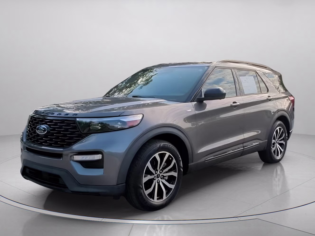 2023 Carbonized Gray Metallic Ford Explorer ST-Line RWD SUV