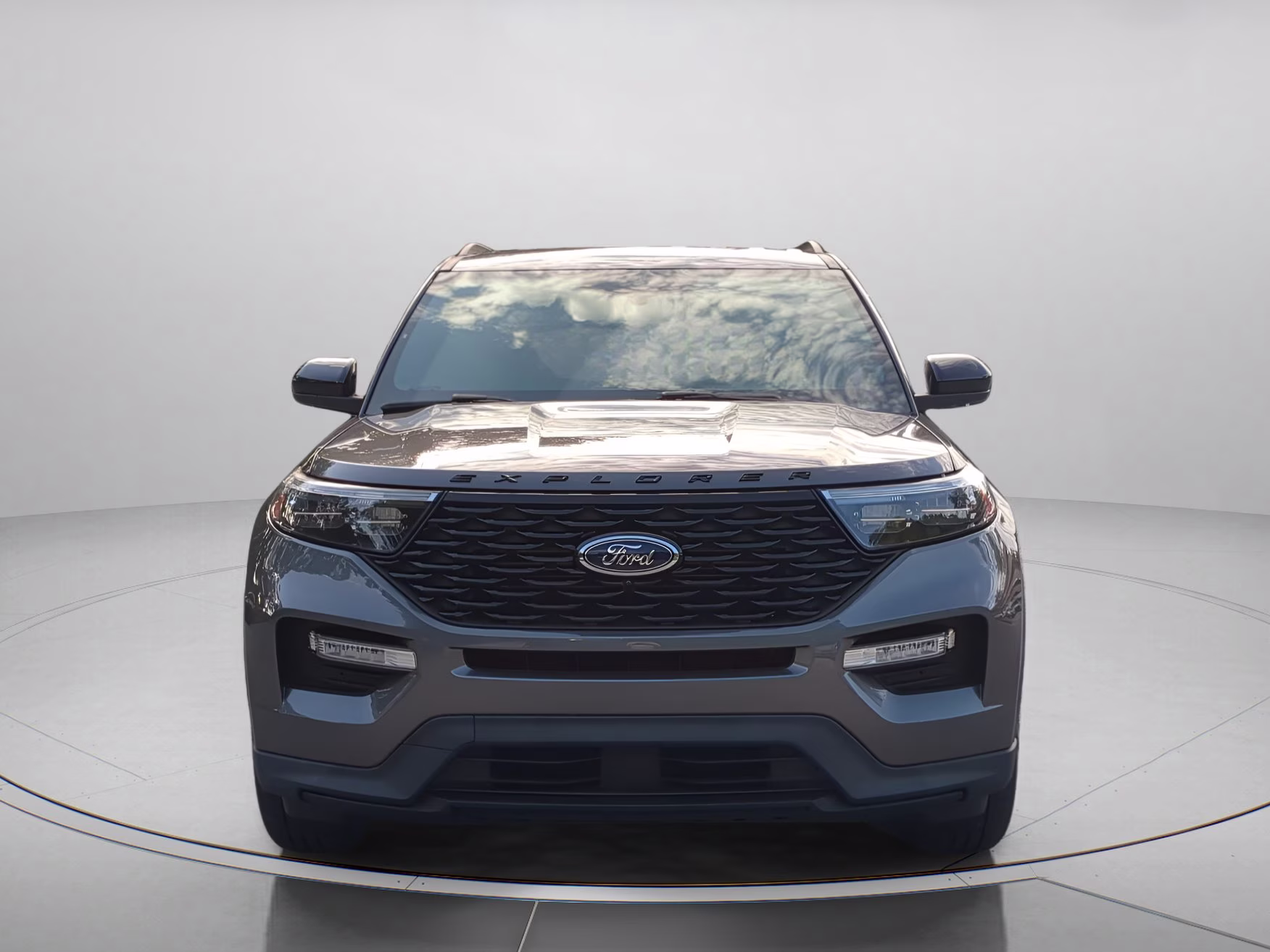2023 Carbonized Gray Metallic Ford Explorer ST-Line RWD SUV