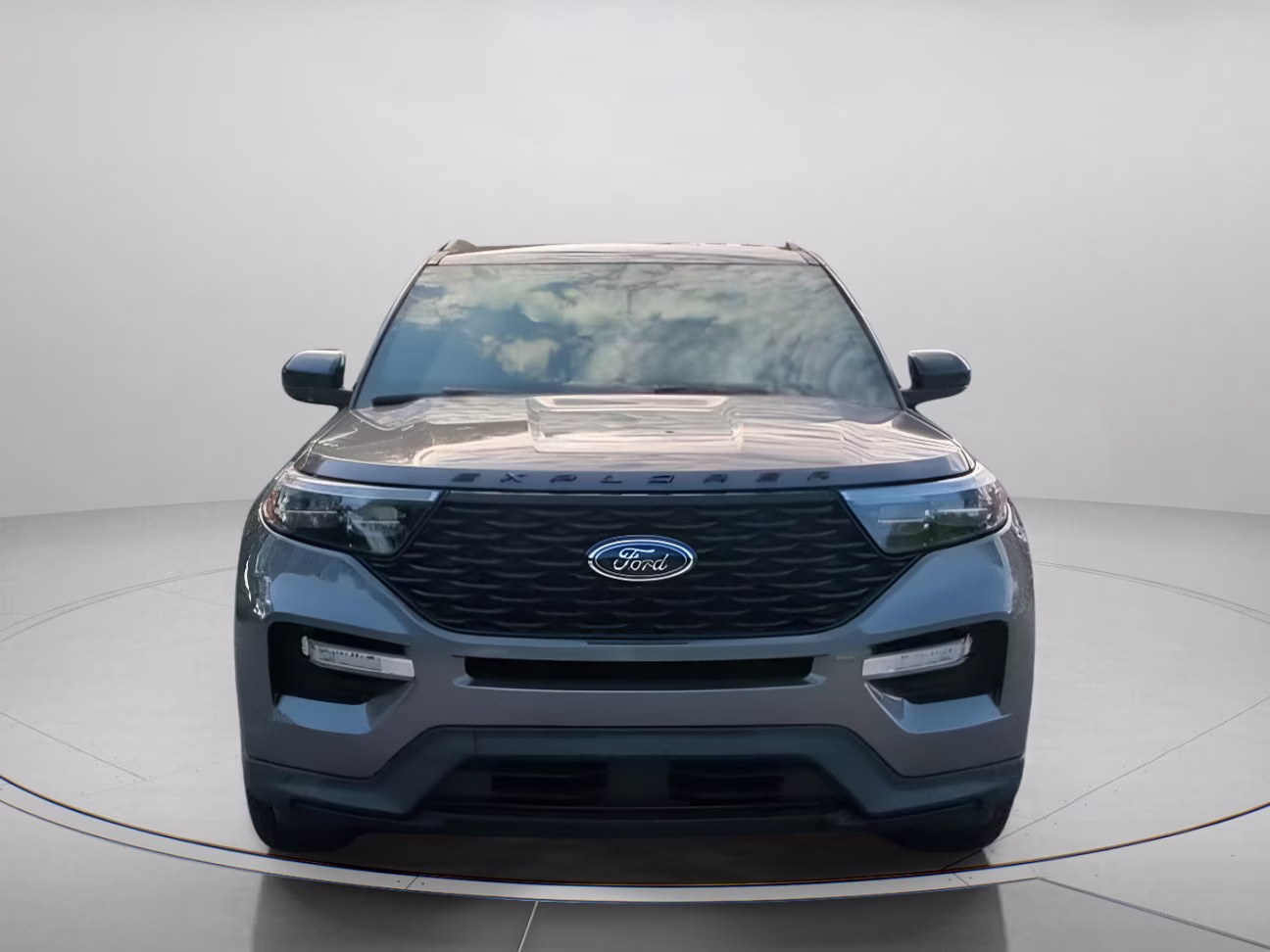 2023 Carbonized Gray Metallic Ford Explorer ST-Line RWD SUV