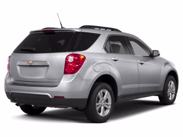 2015 Silver Ice Metallic Chevrolet Equinox LT FWD SUV