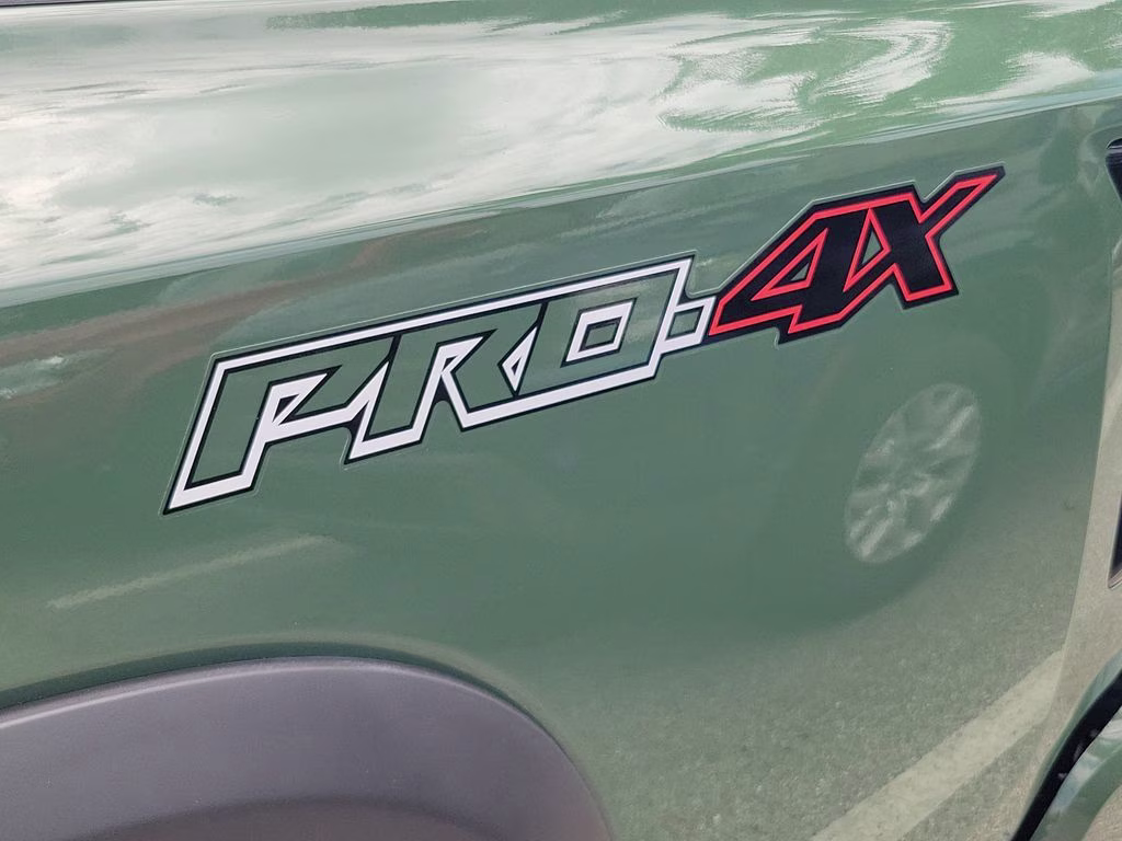 2023 Tactical Green Metallic Nissan Frontier PRO-4X 4X4 Truck
