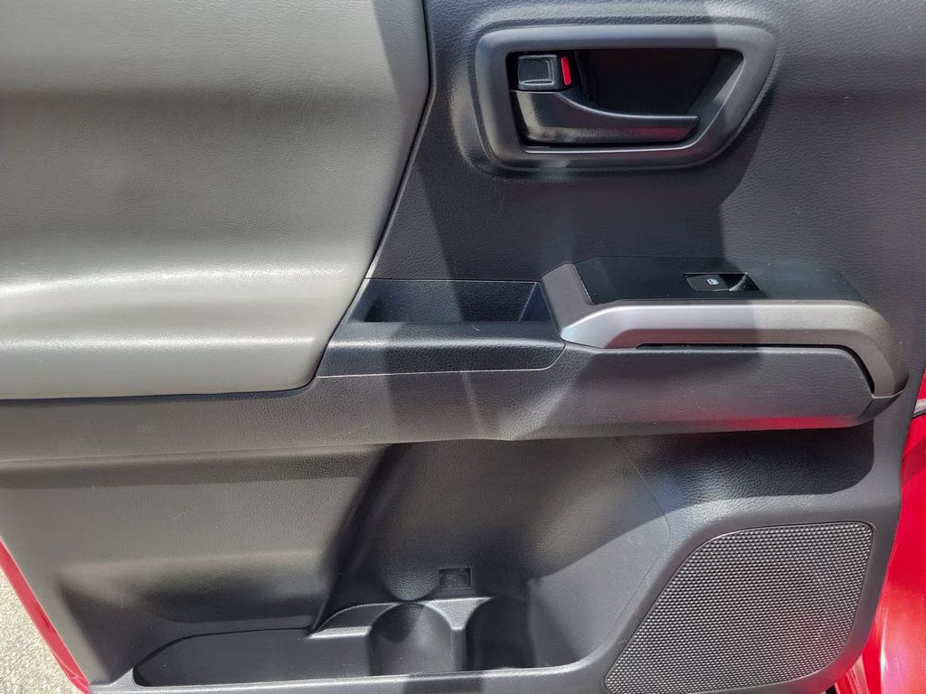 2022 Barcelona Red Metallic Toyota Tacoma SR5 RWD Truck