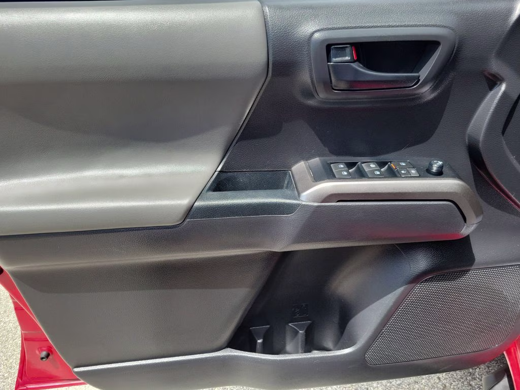 2022 Barcelona Red Metallic Toyota Tacoma SR5 RWD Truck