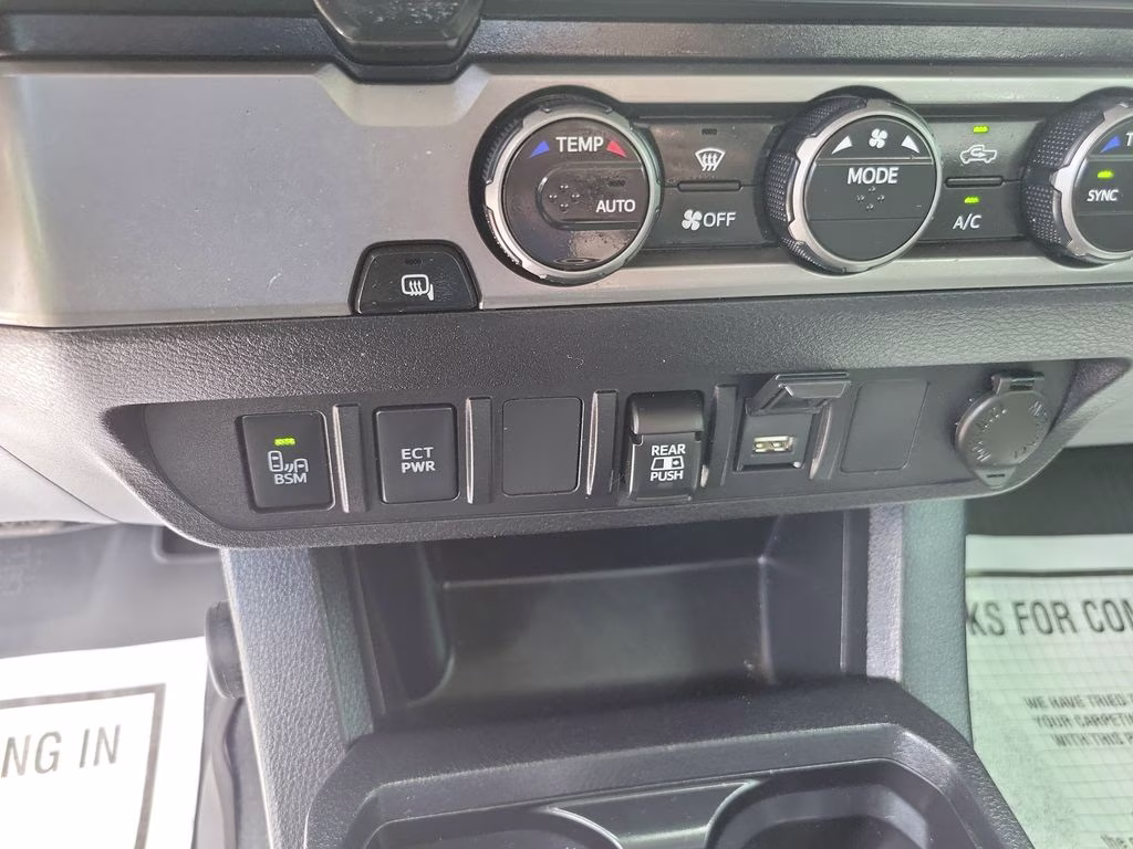 2022 Barcelona Red Metallic Toyota Tacoma SR5 RWD Truck