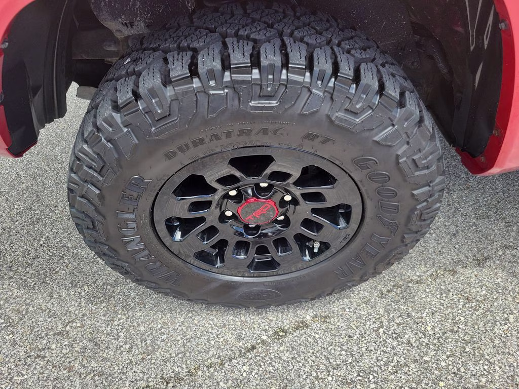 2022 Barcelona Red Metallic Toyota Tacoma SR5 RWD Truck