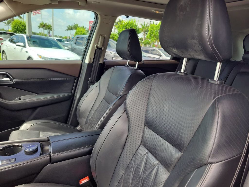 2023 Super Black Nissan Rogue Platinum AWD SUV