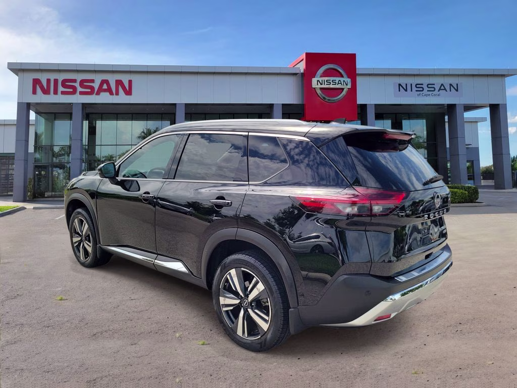 2023 Super Black Nissan Rogue Platinum AWD SUV