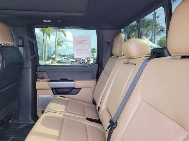 2024 Black Metallic Ford Super Duty F-250 SRW Lariat 4X4 Truck