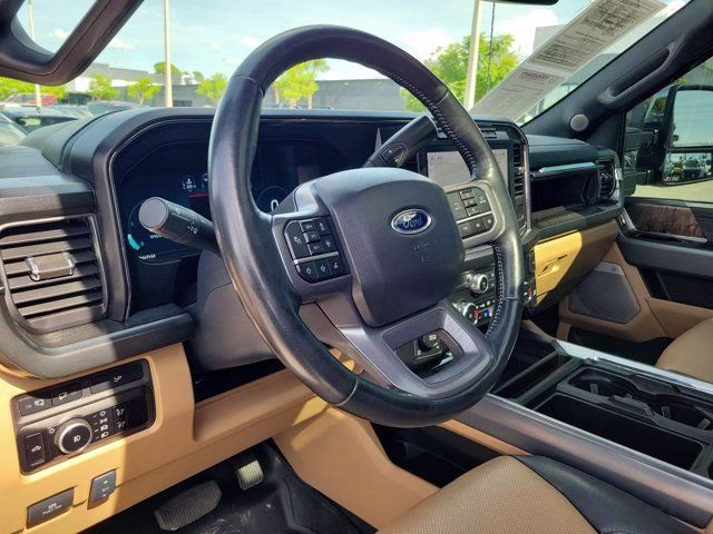 2024 Black Metallic Ford Super Duty F-250 SRW Lariat 4X4 Truck
