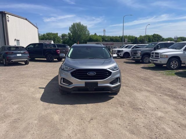 2020 Iconic Silver Metallic Ford Edge SEL AWD SUV