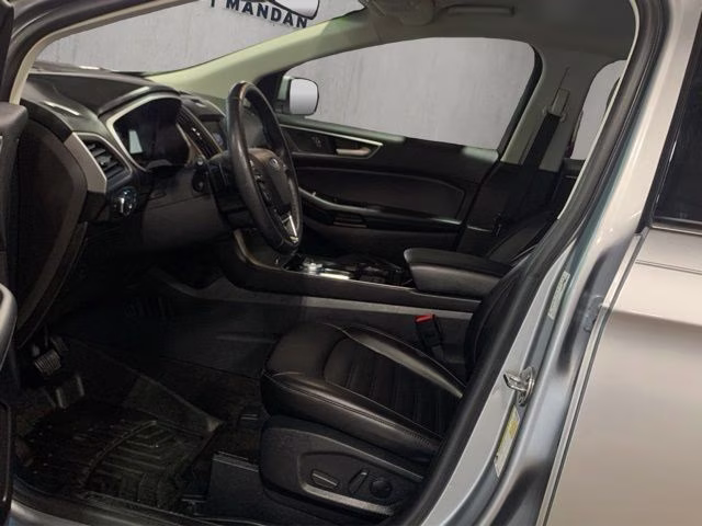 2020 Iconic Silver Metallic Ford Edge SEL AWD SUV