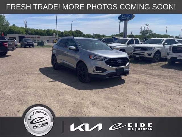 2020 Iconic Silver Metallic Ford Edge SEL AWD SUV