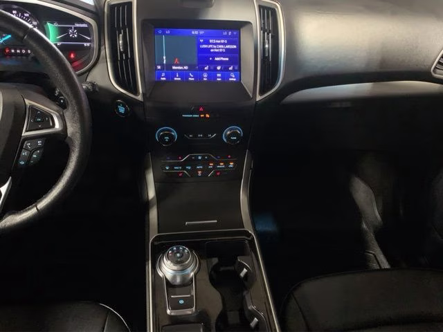 2020 Iconic Silver Metallic Ford Edge SEL AWD SUV