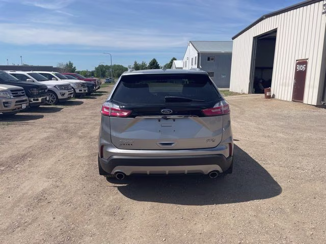 2020 Iconic Silver Metallic Ford Edge SEL AWD SUV