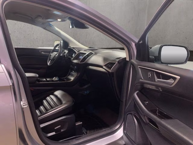 2020 Iconic Silver Metallic Ford Edge SEL AWD SUV