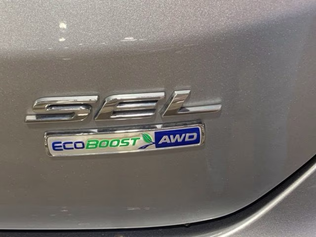 2020 Iconic Silver Metallic Ford Edge SEL AWD SUV
