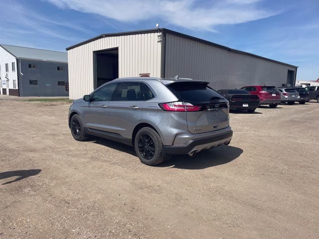 2020 Iconic Silver Metallic Ford Edge SEL AWD SUV