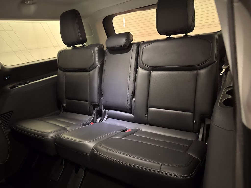 2025 Oxford White Ford Expedition Max Platinum 4X4 SUV