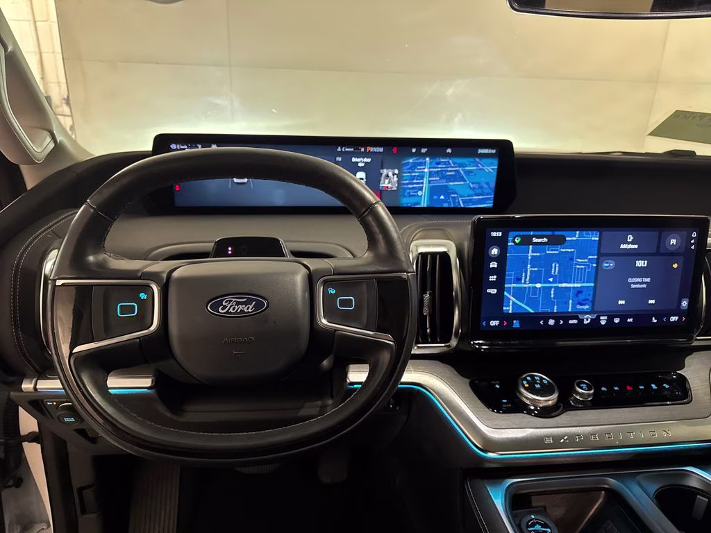 2025 Oxford White Ford Expedition Max Platinum 4X4 SUV