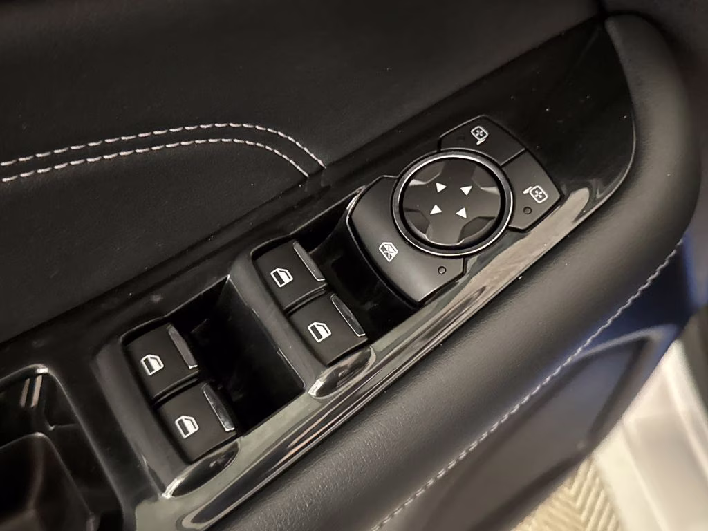 2019 Ingot Silver Ford Edge Titanium FWD SUV