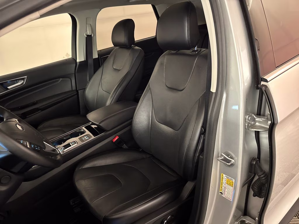 2019 Ingot Silver Ford Edge Titanium FWD SUV
