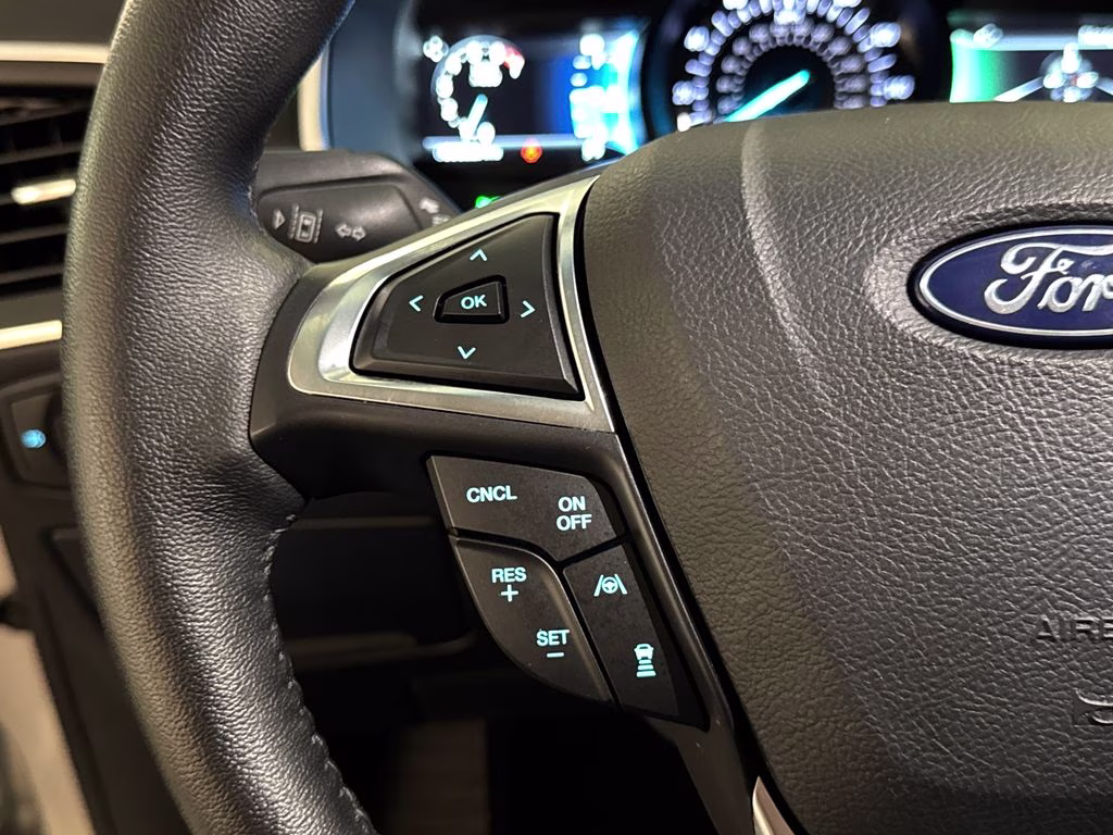 2019 Ingot Silver Ford Edge Titanium FWD SUV