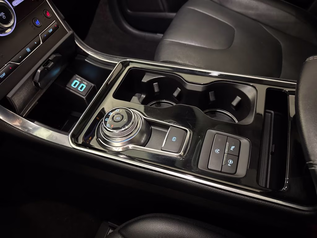 2019 Ingot Silver Ford Edge Titanium FWD SUV