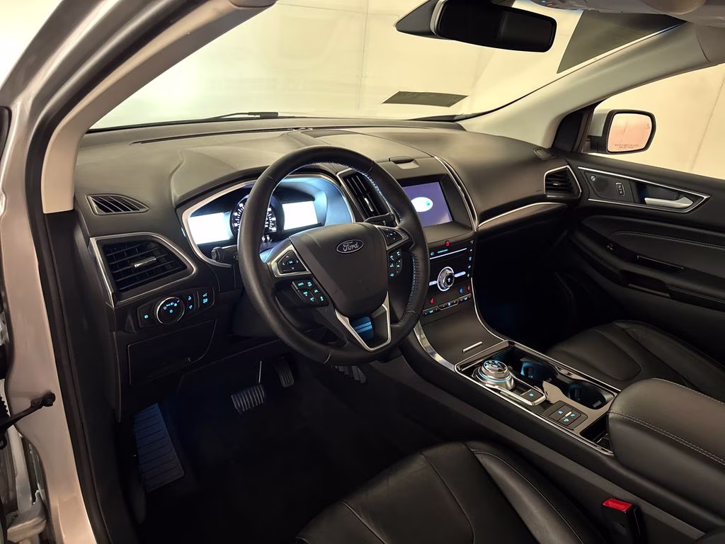 2019 Ingot Silver Ford Edge Titanium FWD SUV