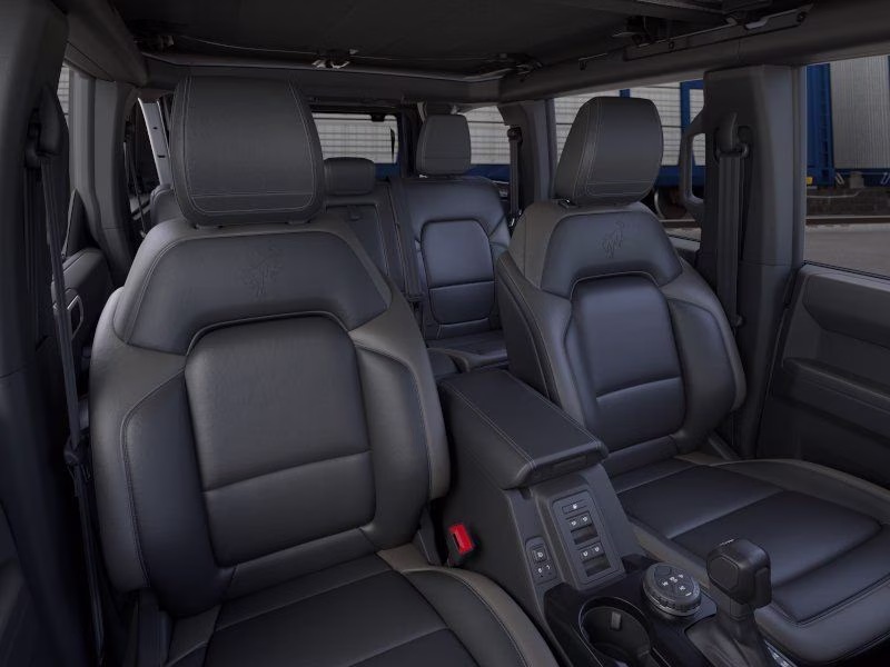 2026 Avalanche Ford Bronco Outer Banks 4X4 SUV
