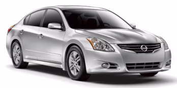 2010 White Nissan Altima 2.5 S FWD Sedan