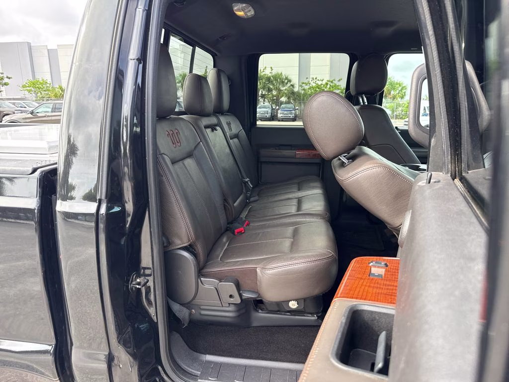 2015 Tuxedo Black Metallic Ford Super Duty F-450 DRW King Ranch 4X4 Truck