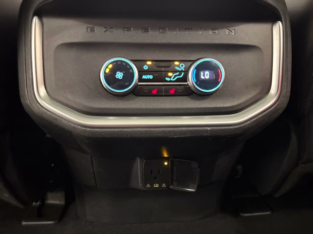 2025 Oxford White Ford Expedition Max Platinum 4X4 SUV