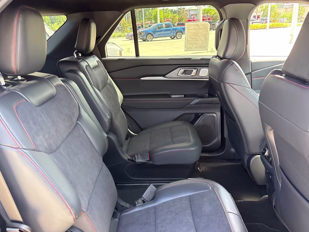 2026 Space White Metallic Ford Explorer ST 4X4 SUV
