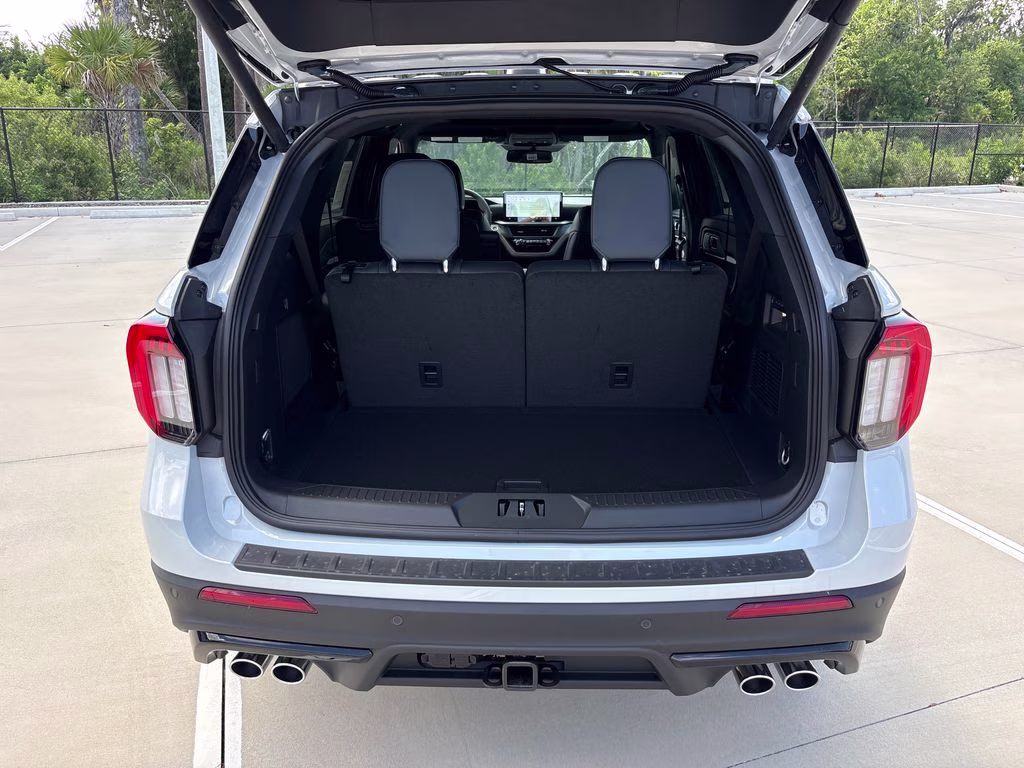 2026 Space White Metallic Ford Explorer ST 4X4 SUV