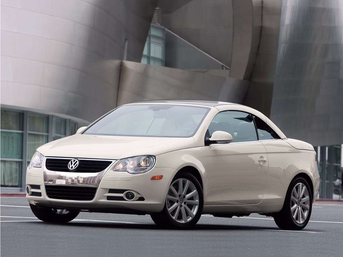 2007 White Volkswagen Eos 2.0T FWD Convertible