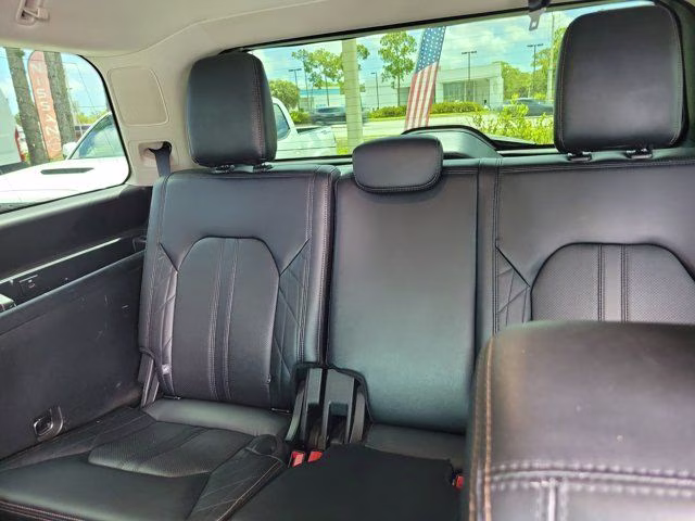2018 Ingot Silver Ford Expedition Platinum RWD SUV