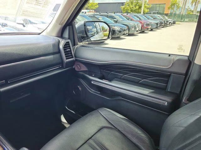 2018 Ingot Silver Ford Expedition Platinum RWD SUV